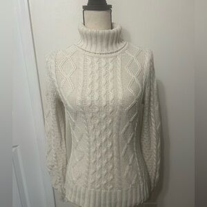 LL Bean turtle neck cable knit ivory fisherman’s sweater small wool blend ladies